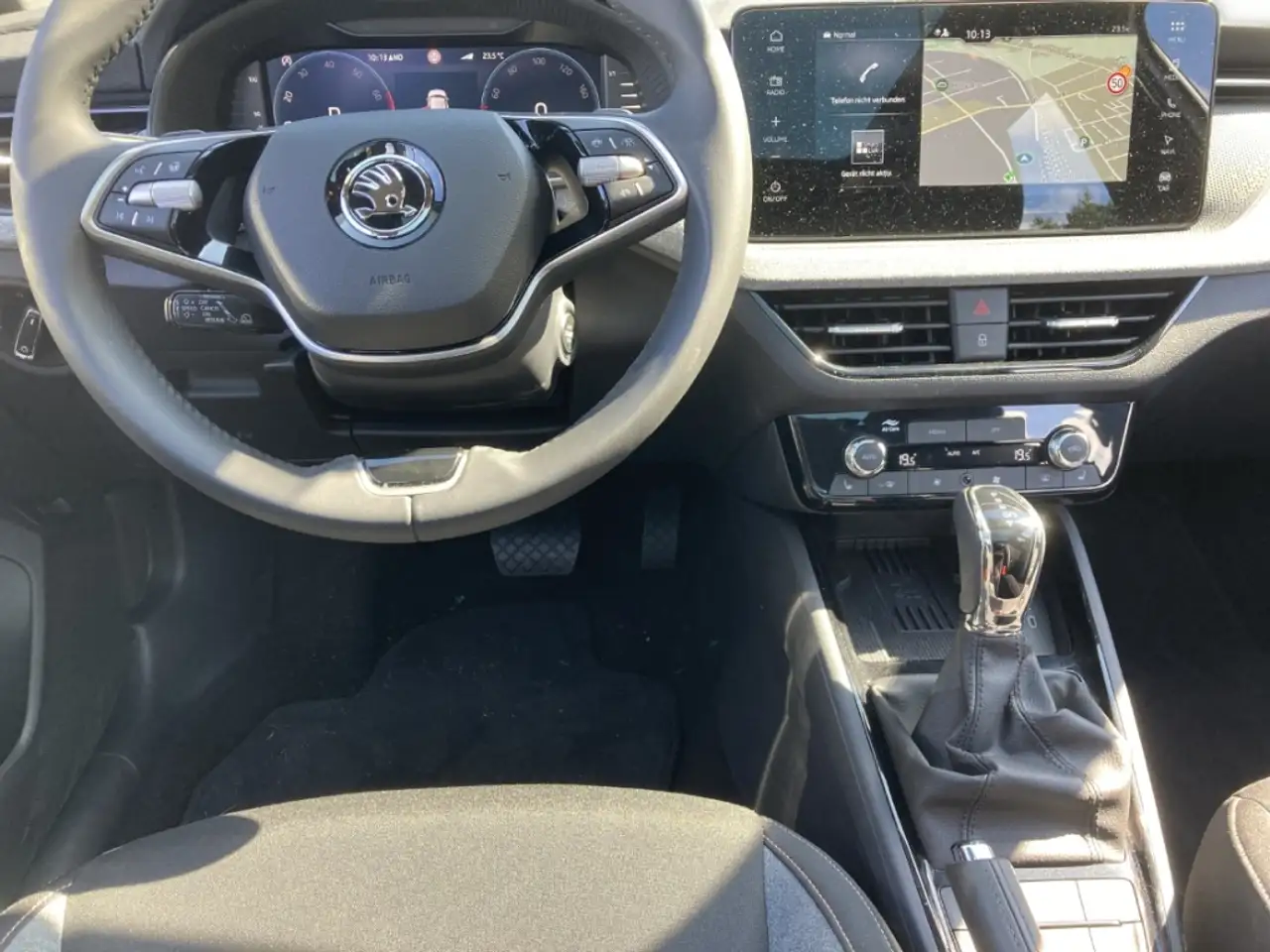 Skoda Kamiq Selection 1.5 TSI DSG Pano LED Alu — Galerie du véhicule 12
