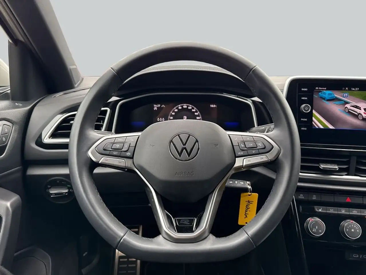 Volkswagen T-Roc 1.0 TSI R-Line SHZ APP RFK GJR LED — Galería del vehículo 16