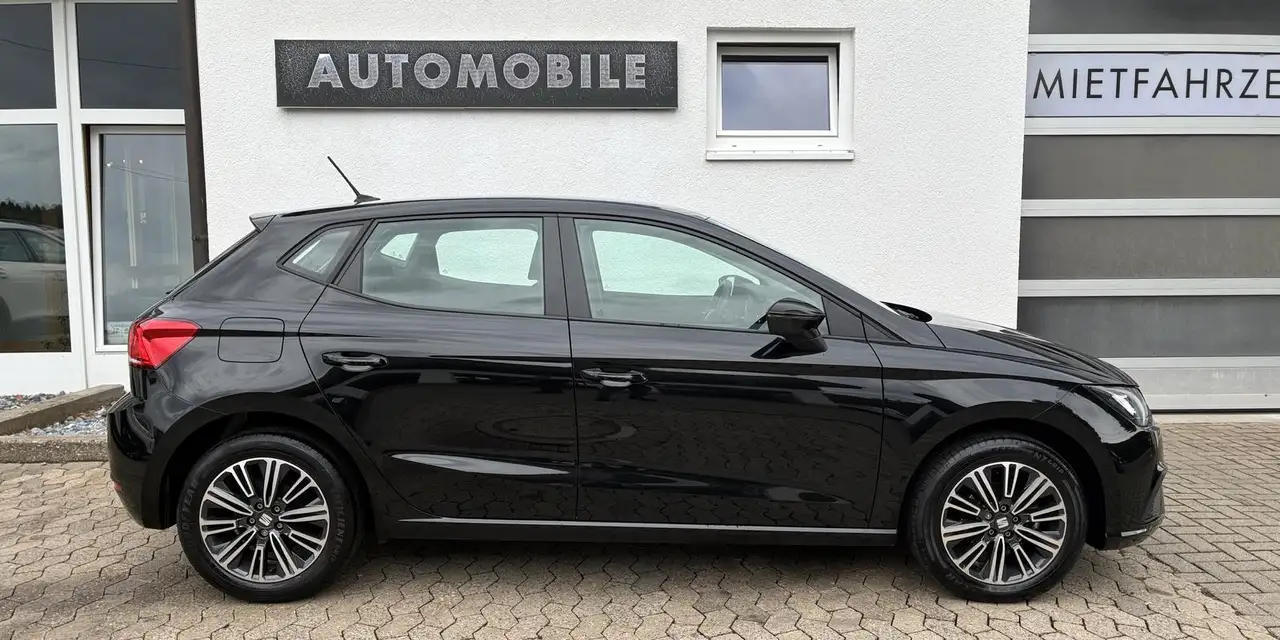 SEAT Ibiza Style Edition 1.0TSI LED PDC GRA FULL LINK — معرض صور السيارة 6