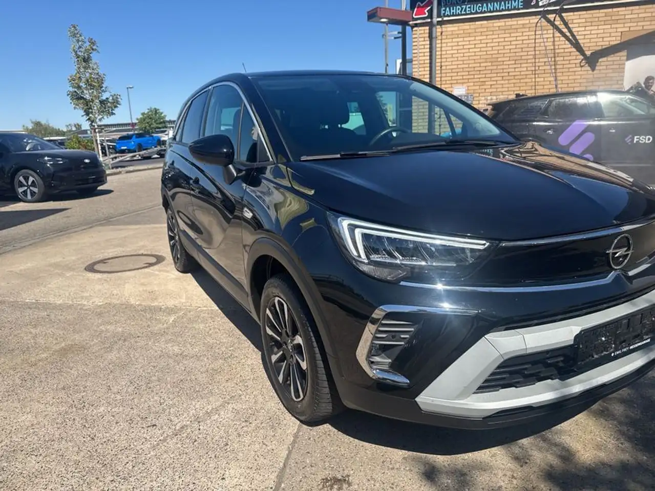 Opel Crossland Crossland 1.2 Automatik Elegance Paket — معرض صور السيارة 25