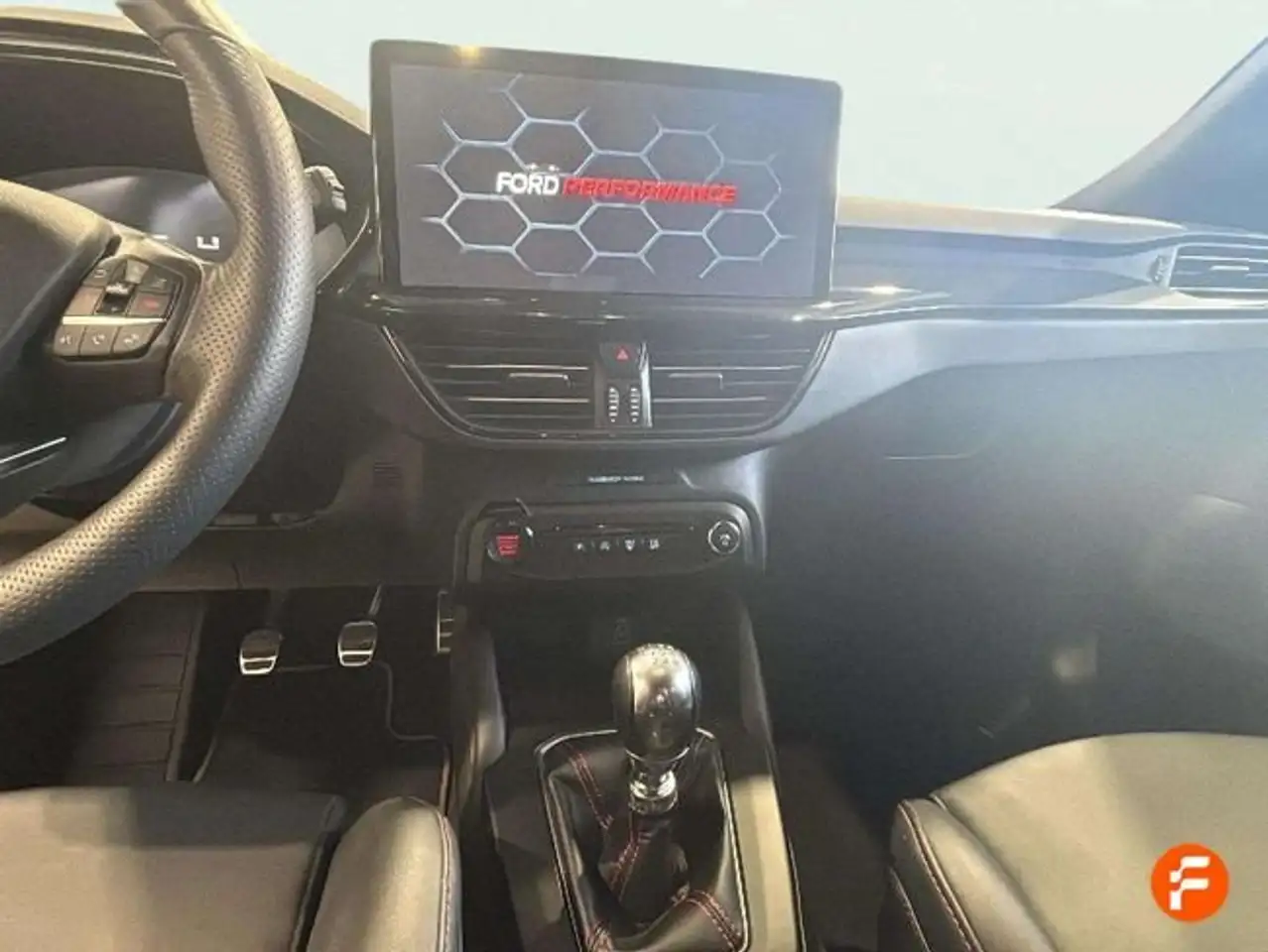 Ford Focus 2.3 Ecoboost ST Edition — معرض صور السيارة 31