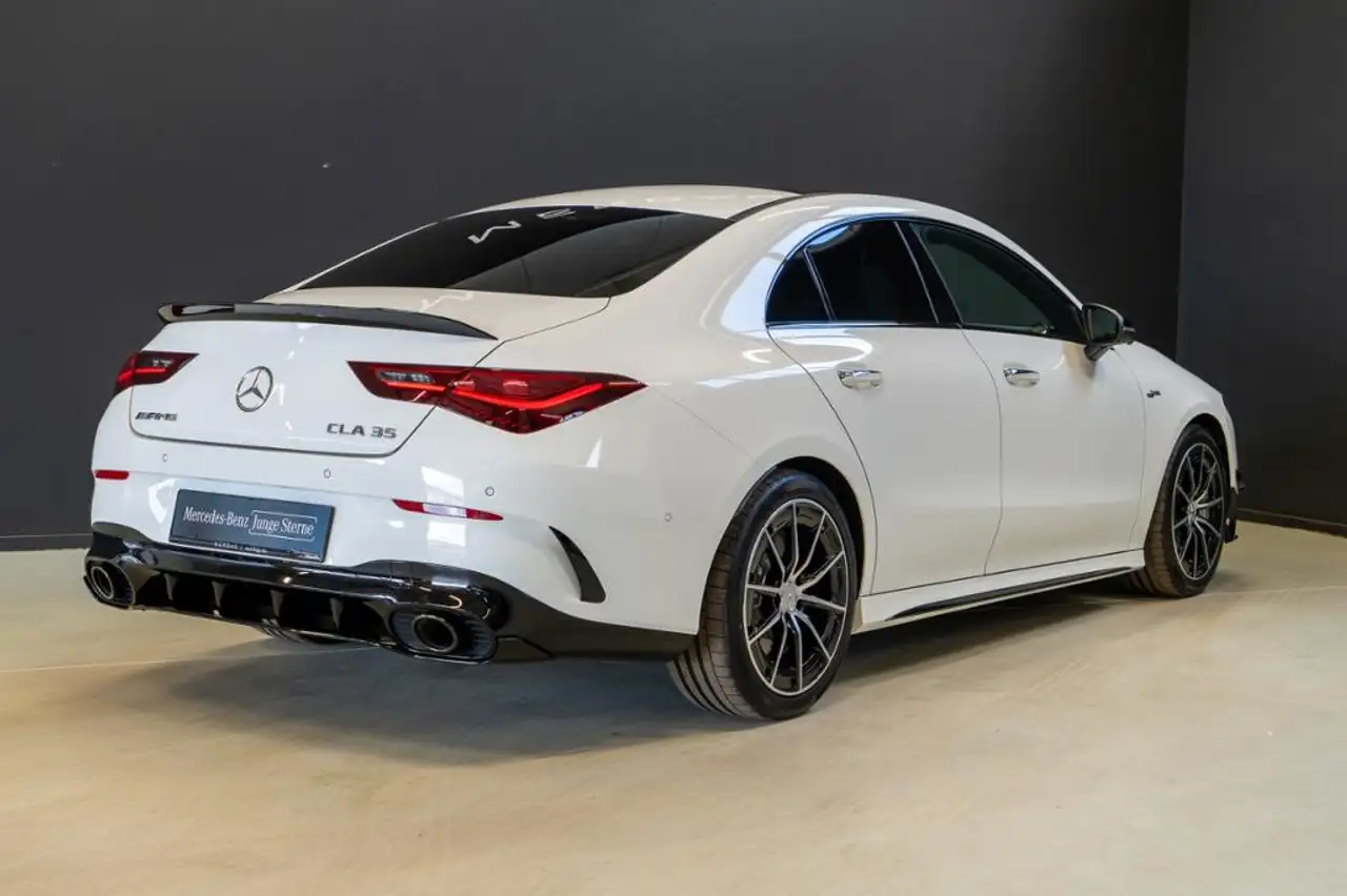 Mercedes-Benz CLA 35 AMG AMG CLA 35 4M *AERO+NIGHT+PANO+HEAD+BURM+BEAM+ — Galerie du véhicule 3