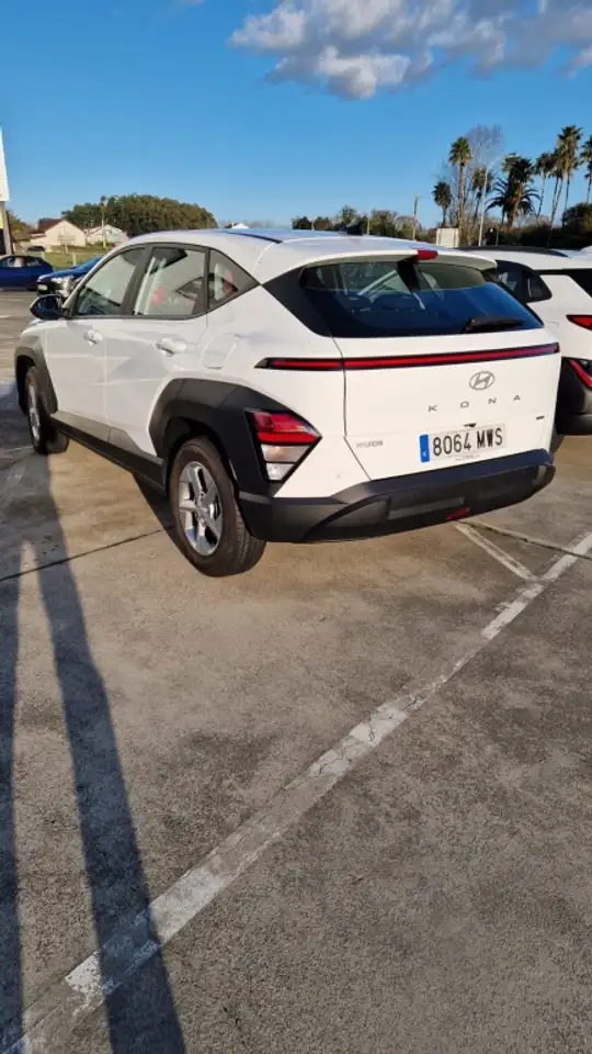 Hyundai KONA HEV 1.6 GDI Maxx DT — معرض صور السيارة 12
