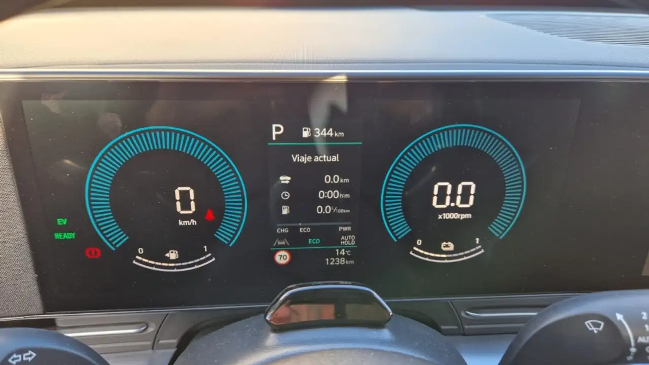 Hyundai KONA HEV 1.6 GDI Maxx DT — معرض صور السيارة 6