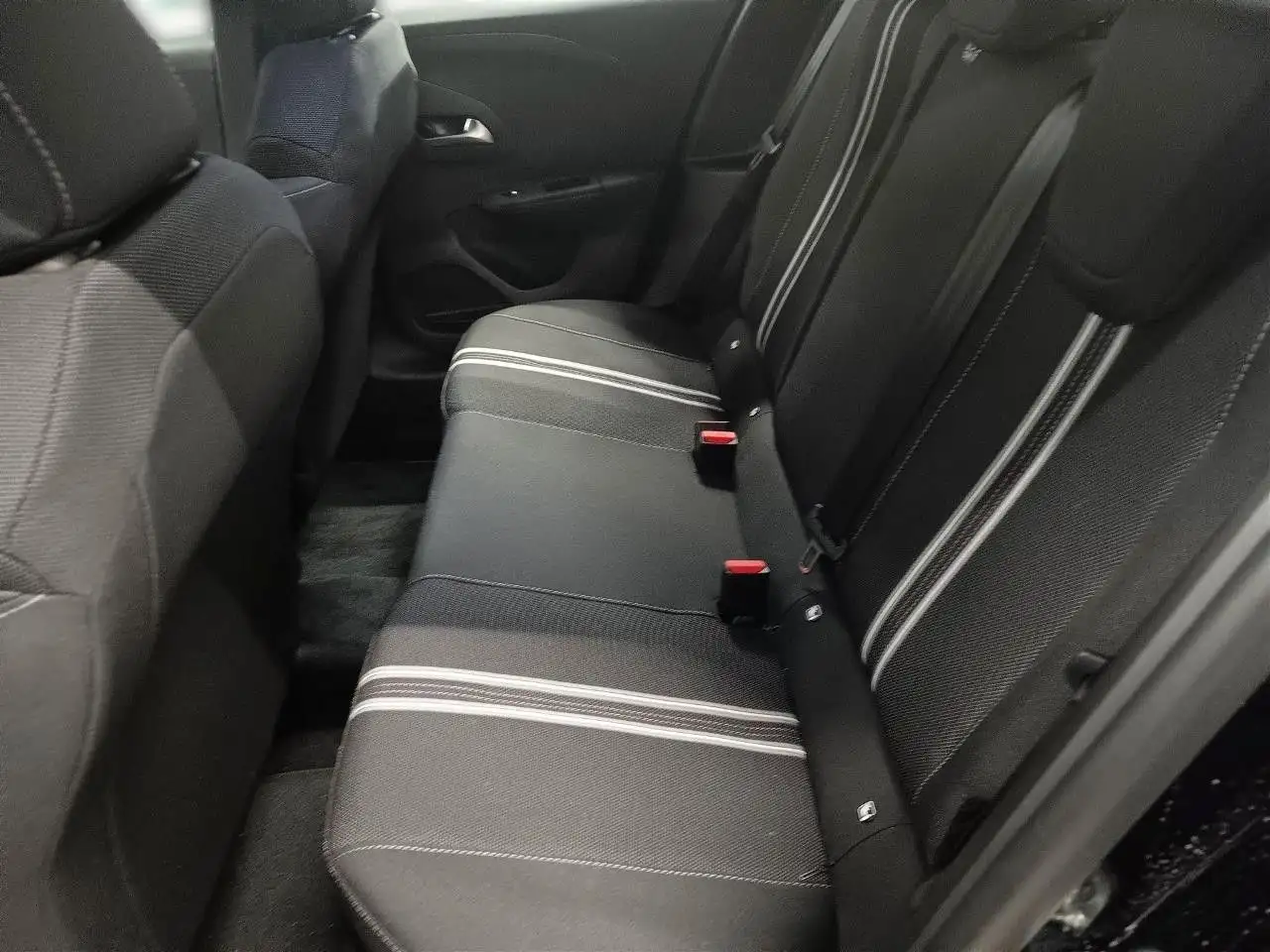 Opel Corsa GS AUTOMATIK RKAM SITZH LENKHEIZ PDC — Vehicle gallery 14