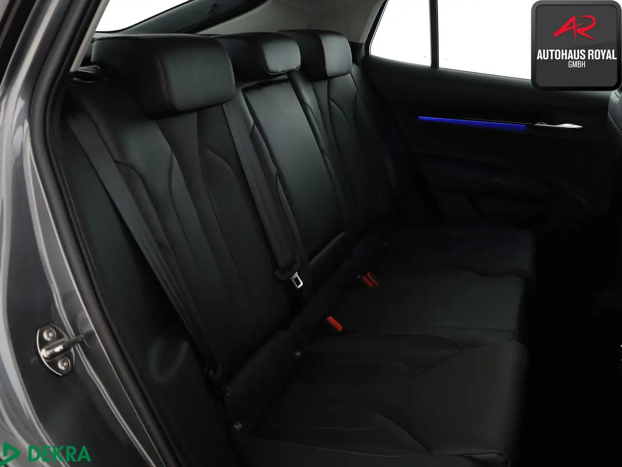 Skoda Enyaq Coupe 60 SUITE PANORAMA,KEYLESS,ACC,KAMERA — Galería del vehículo 12