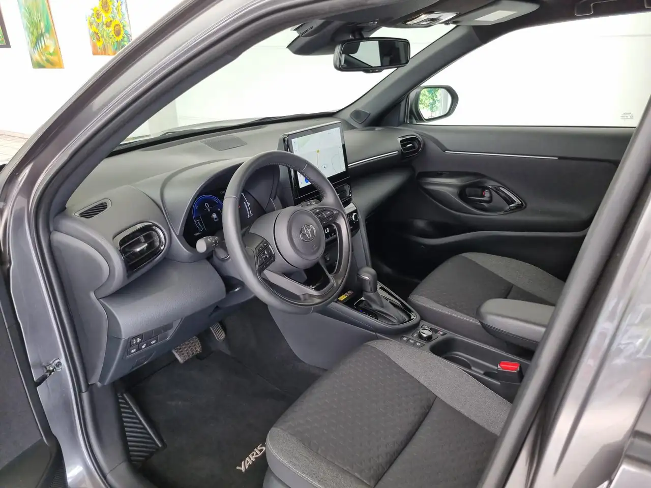 Toyota Yaris Cross Hybrid AWD-i Team D #Navi #AHK #SHZ #R.Kamera — Galería del vehículo 11