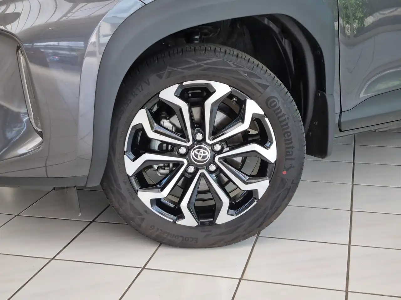 Toyota Yaris Cross Hybrid AWD-i Team D #Navi #AHK #SHZ #R.Kamera — Galería del vehículo 16