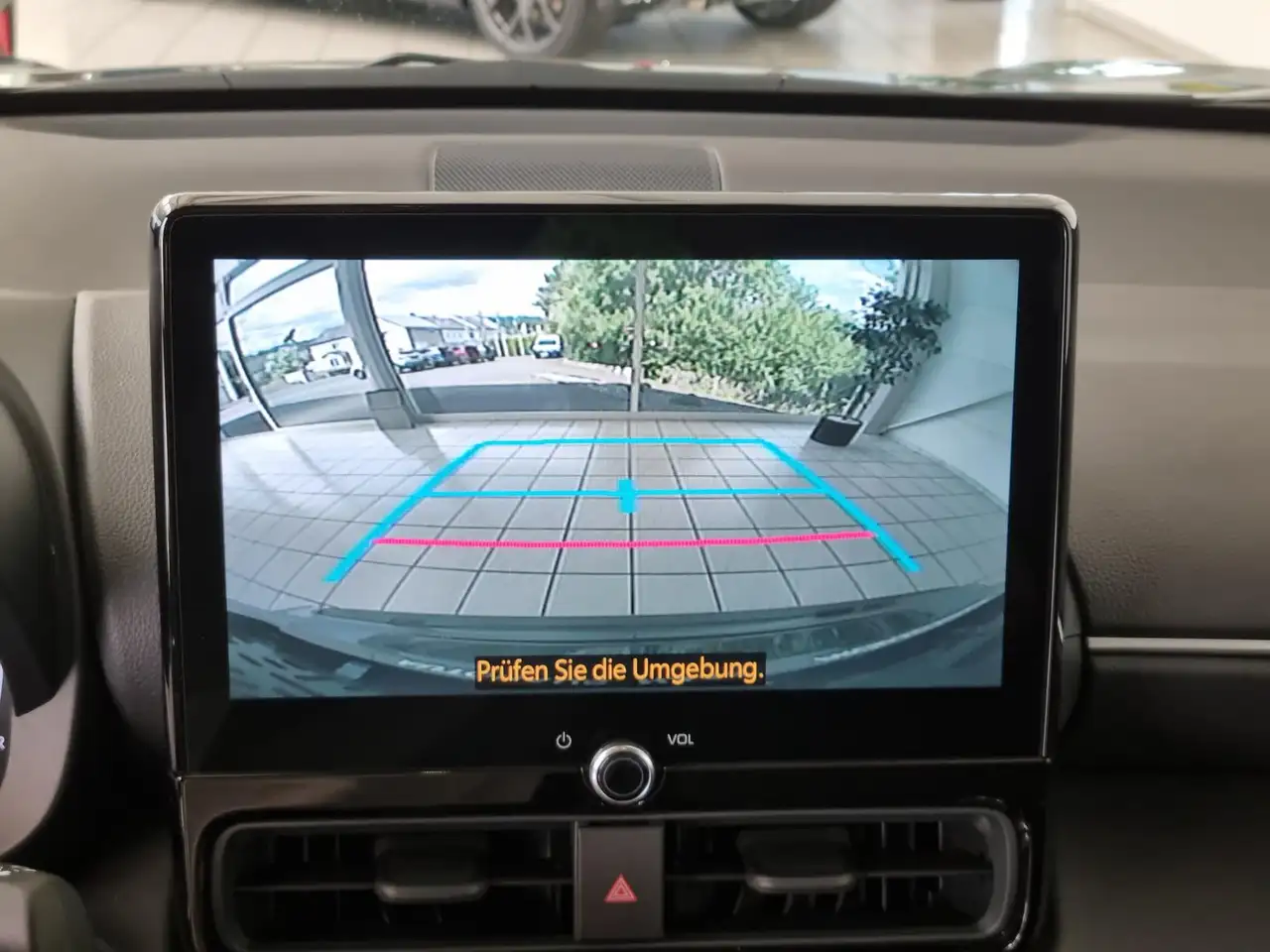 Toyota Yaris Cross Hybrid AWD-i Team D #Navi #AHK #SHZ #R.Kamera — Galería del vehículo 18