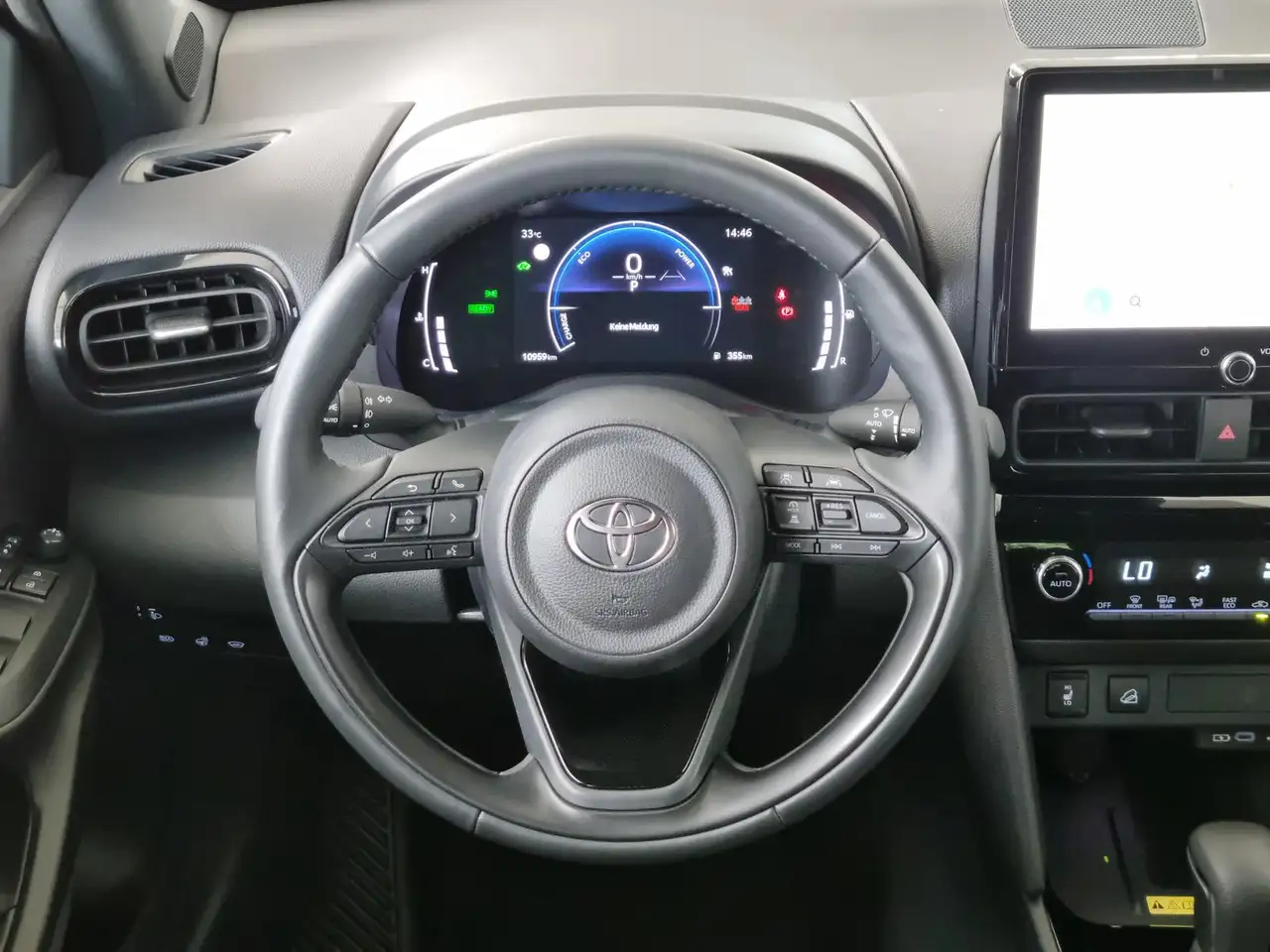 Toyota Yaris Cross Hybrid AWD-i Team D #Navi #AHK #SHZ #R.Kamera — Galería del vehículo 13