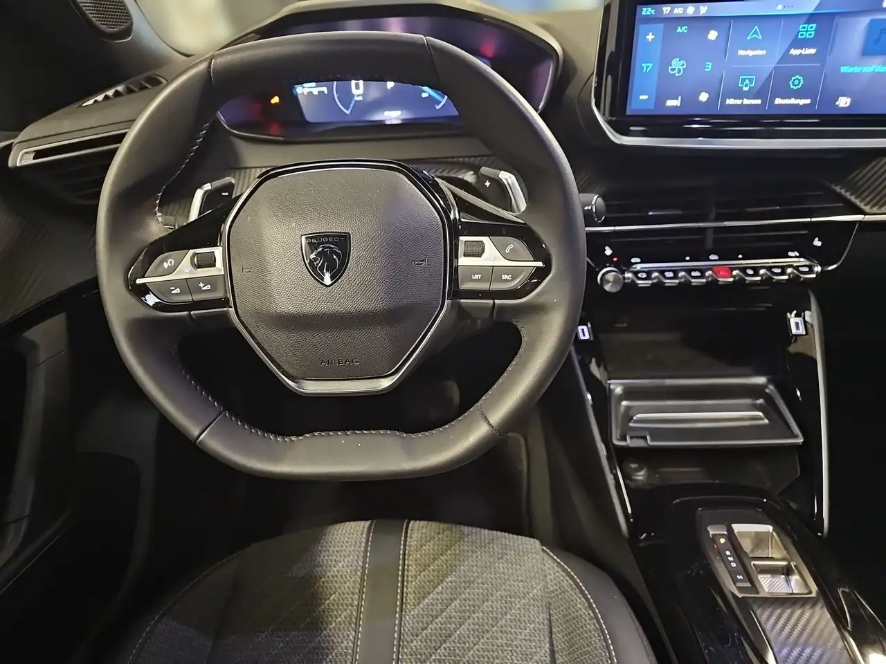 Peugeot 2008 1.2 PureTech 130 Allure LED PDC Navi Kamera — معرض صور السيارة 9