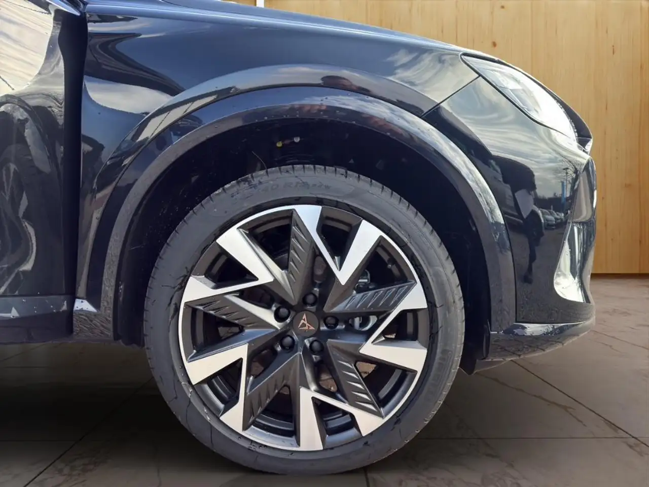 CUPRA Formentor 1.5 eTSI DSG Navi LED el.Klappe LM19 Kessy Kamera ACC — معرض صور السيارة 22