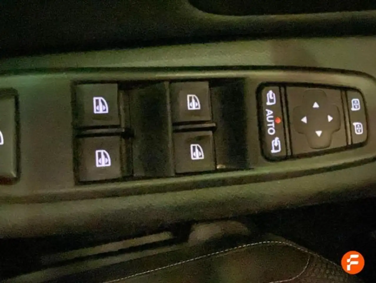 Dacia Duster 1.0 TCe ECO-G Extreme 4x2 74kW — معرض صور السيارة 33