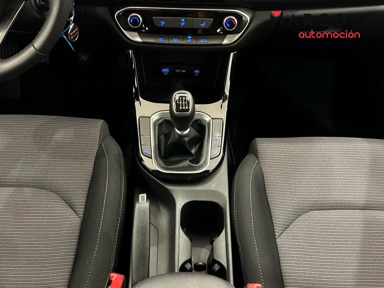 Hyundai i30 1.0 TGDI Klass 48V 100 — معرض صور السيارة 11