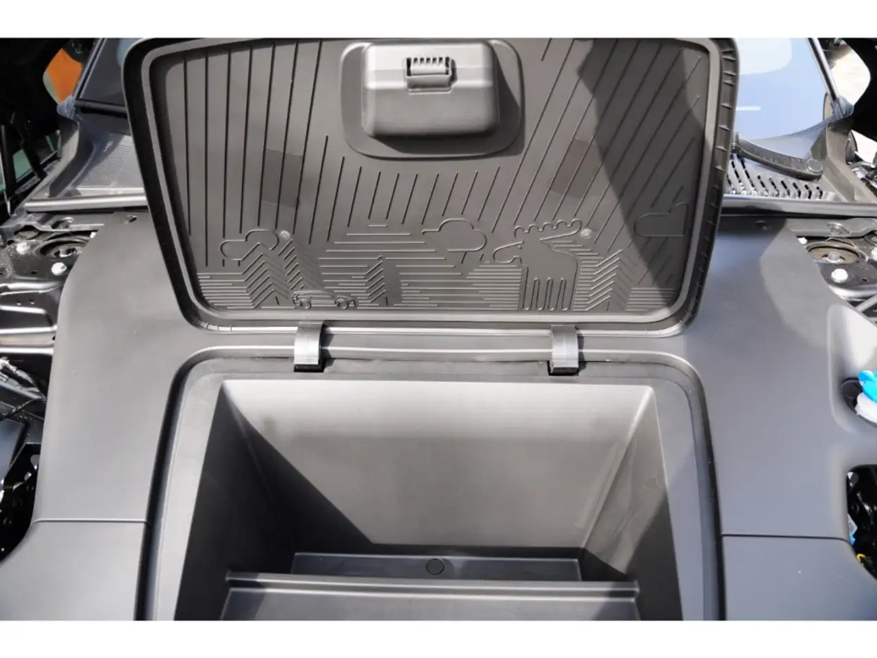 Volvo EX30 Single Motor Extended Range Ultra *WinterP* — معرض صور السيارة 22