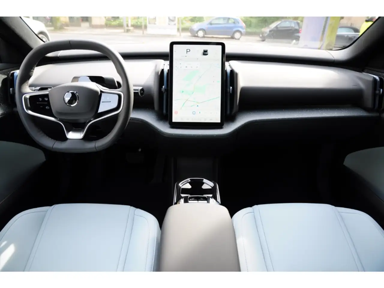 Volvo EX30 Single Motor Extended Range Ultra *WinterP* — معرض صور السيارة 11