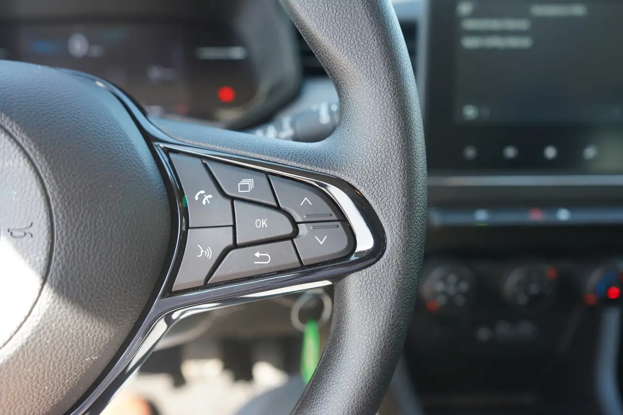 Mitsubishi Colt 1.0 SCe Basis LED Digitales Cockpit USB DAB — معرض صور السيارة 24