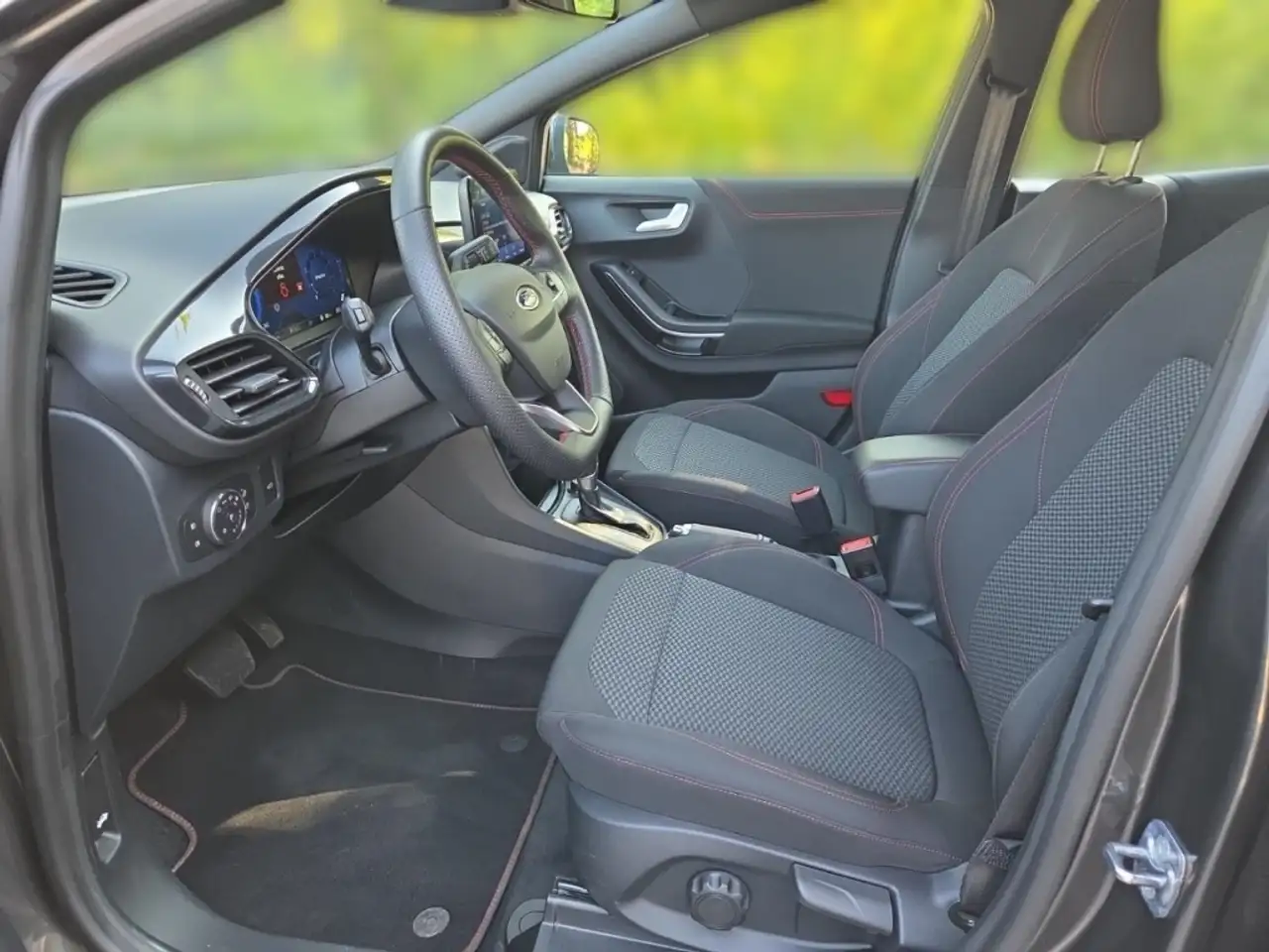 Ford Puma ST-Line El. Panodach Navi Digitales Cockpit LED AC — Galería del vehículo 7
