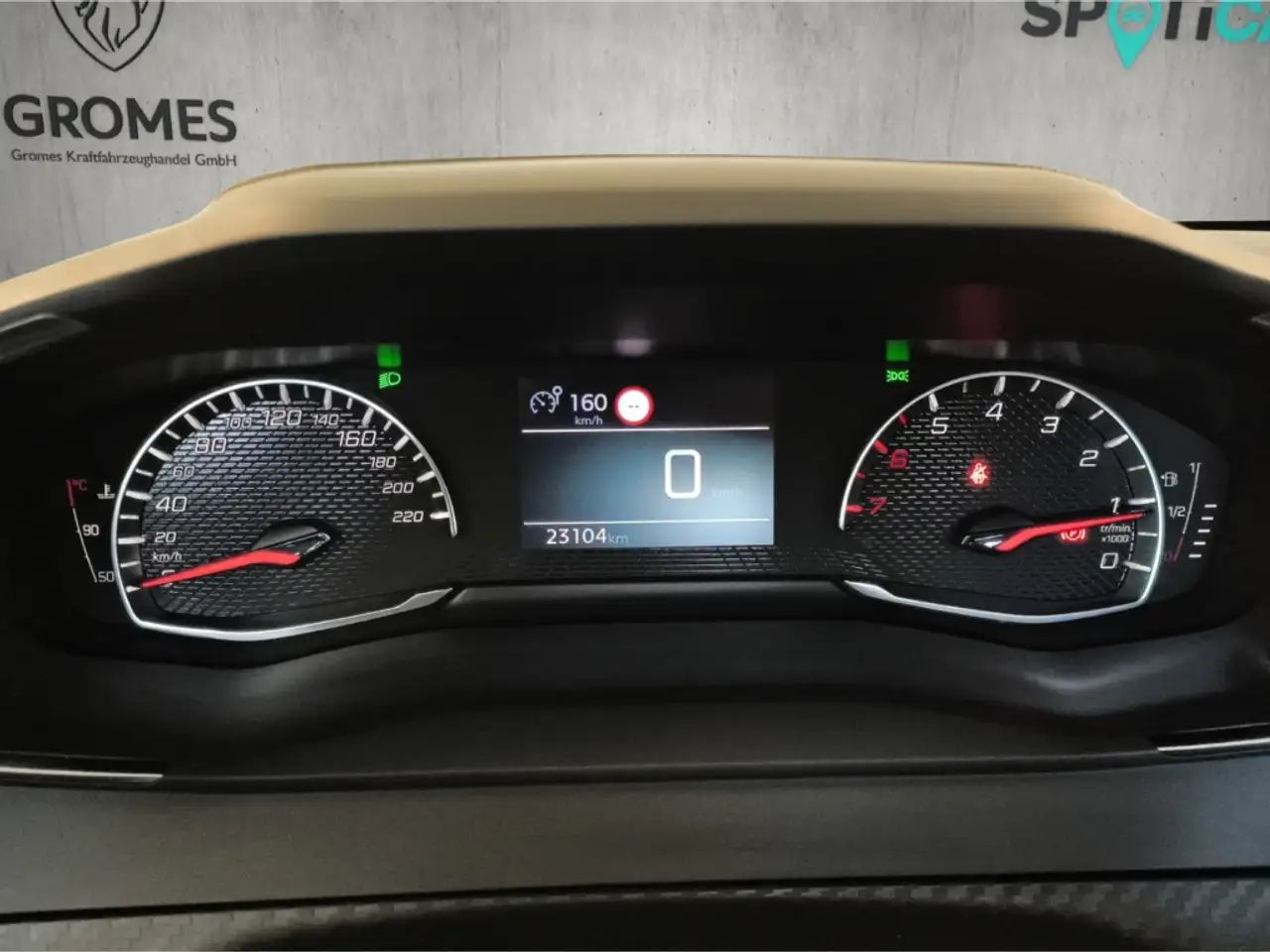 Peugeot 208 Active PT 75 DAB+ LED CarPlay Klima Apple CarPlay — Galerie du véhicule 15