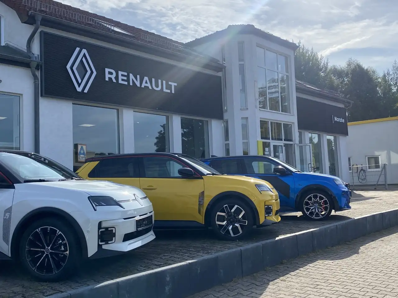 Renault Symbioz E-Tech Full Hybrid 145 — معرض صور السيارة 15