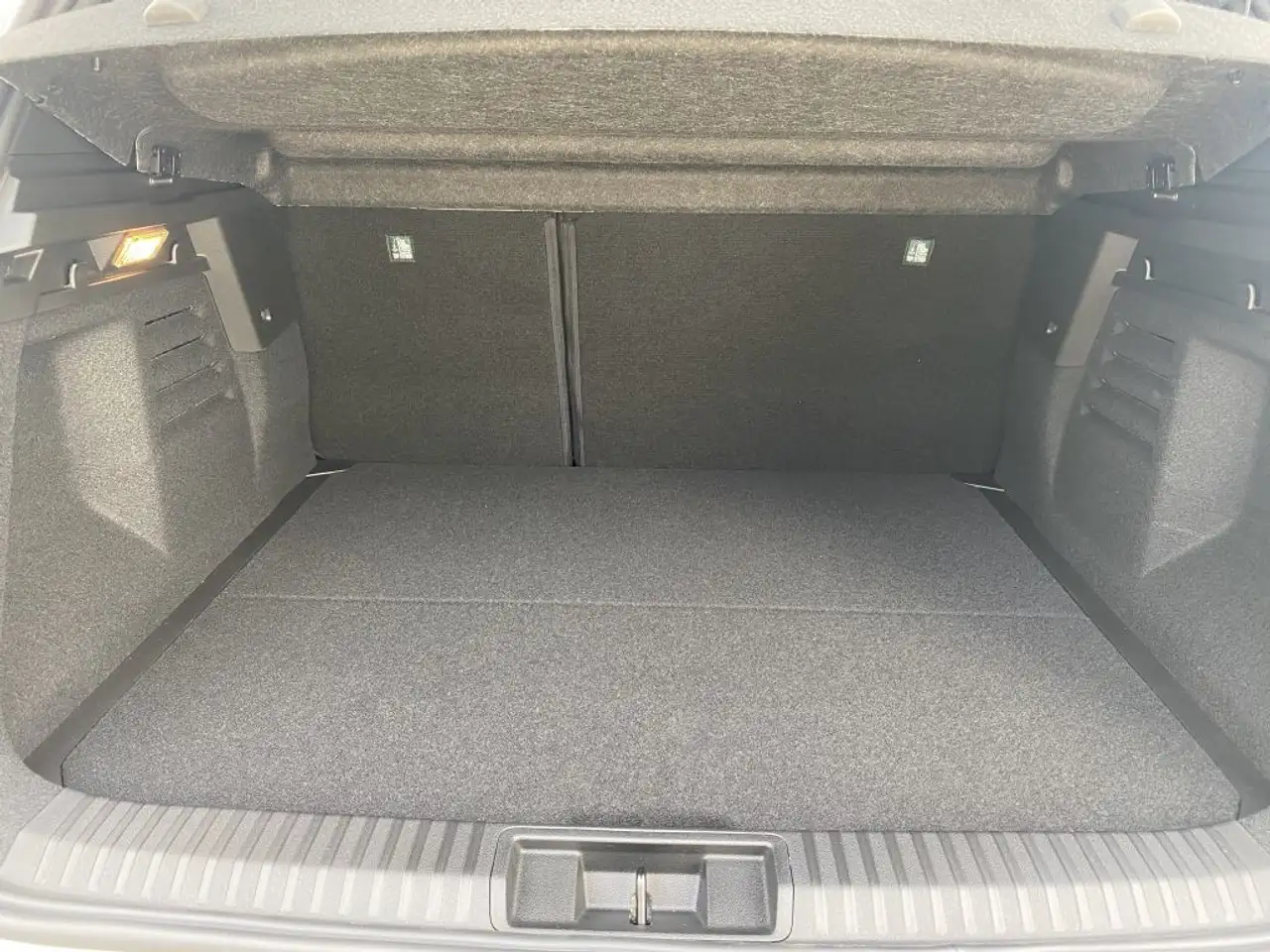 Renault Symbioz E-Tech Full Hybrid 145 — معرض صور السيارة 6