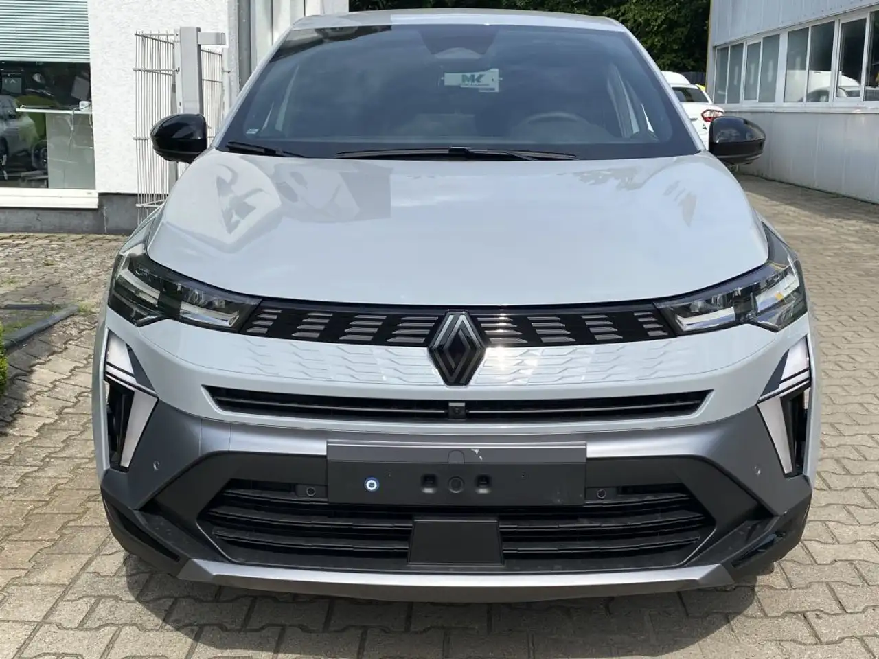 Renault Symbioz E-Tech Full Hybrid 145 — معرض صور السيارة 2