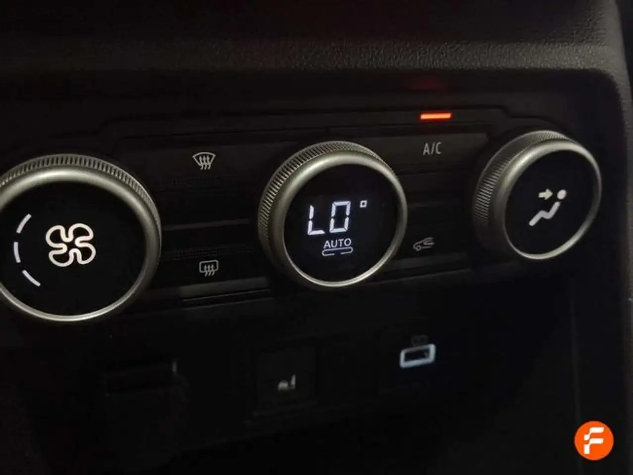 Dacia Sandero Stepway TCe Essential 67kW — Vehicle gallery 18