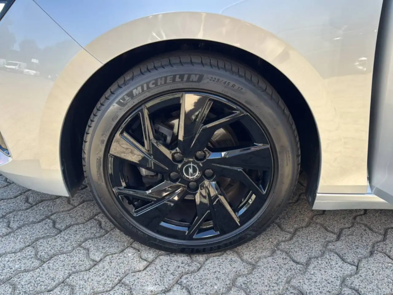 Opel Astra GS Navigation LMF — Galería del vehículo 11