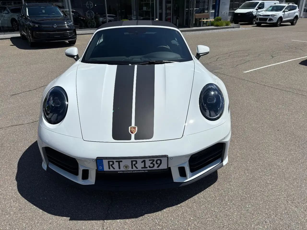 Porsche 992 Carrera "Sport-Design-Paket" — Vehicle gallery 10