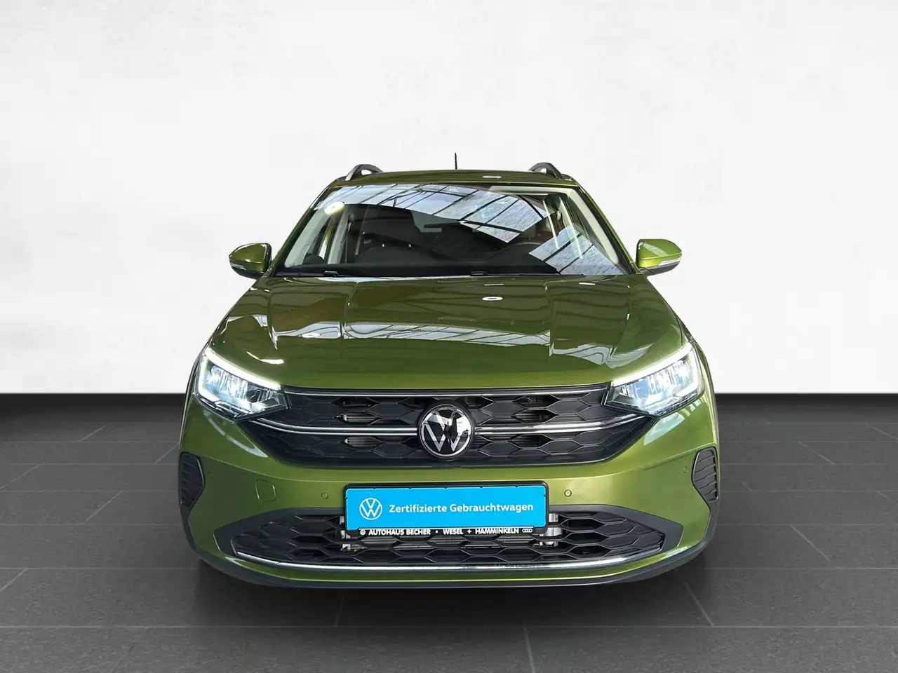 Volkswagen Taigo Life 1.5 TSI DSG /CarPlay/AHK/LED/Sitzhz — Vehicle gallery 3