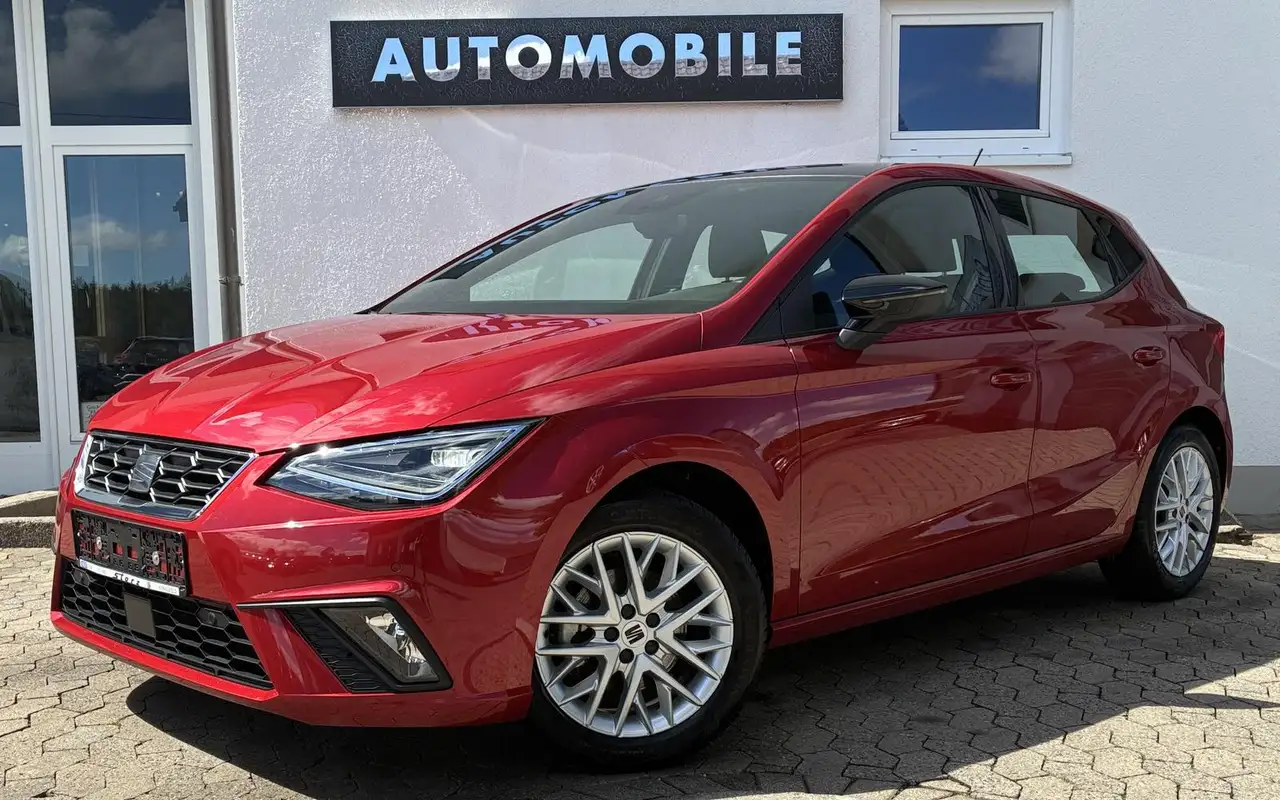 SEAT Ibiza FR 1.0 TSI 110 PS NAVI LED KAMERA PDC SHZ — Königsfeld