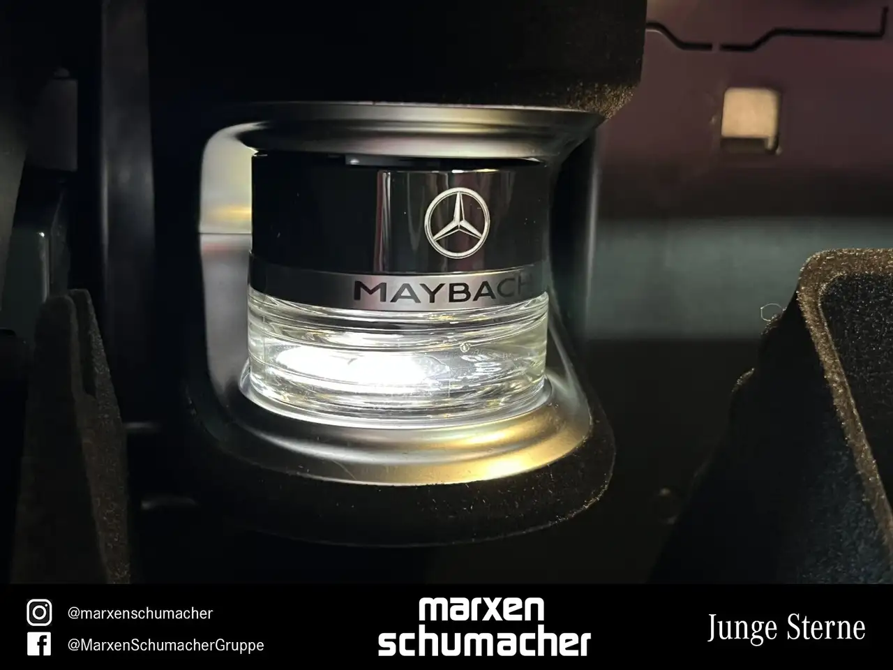 Mercedes-Benz GLS 600 Maybach GLS 600 MANUFAKTUR+First-Class+1OF1+Pano — Vehicle gallery 40