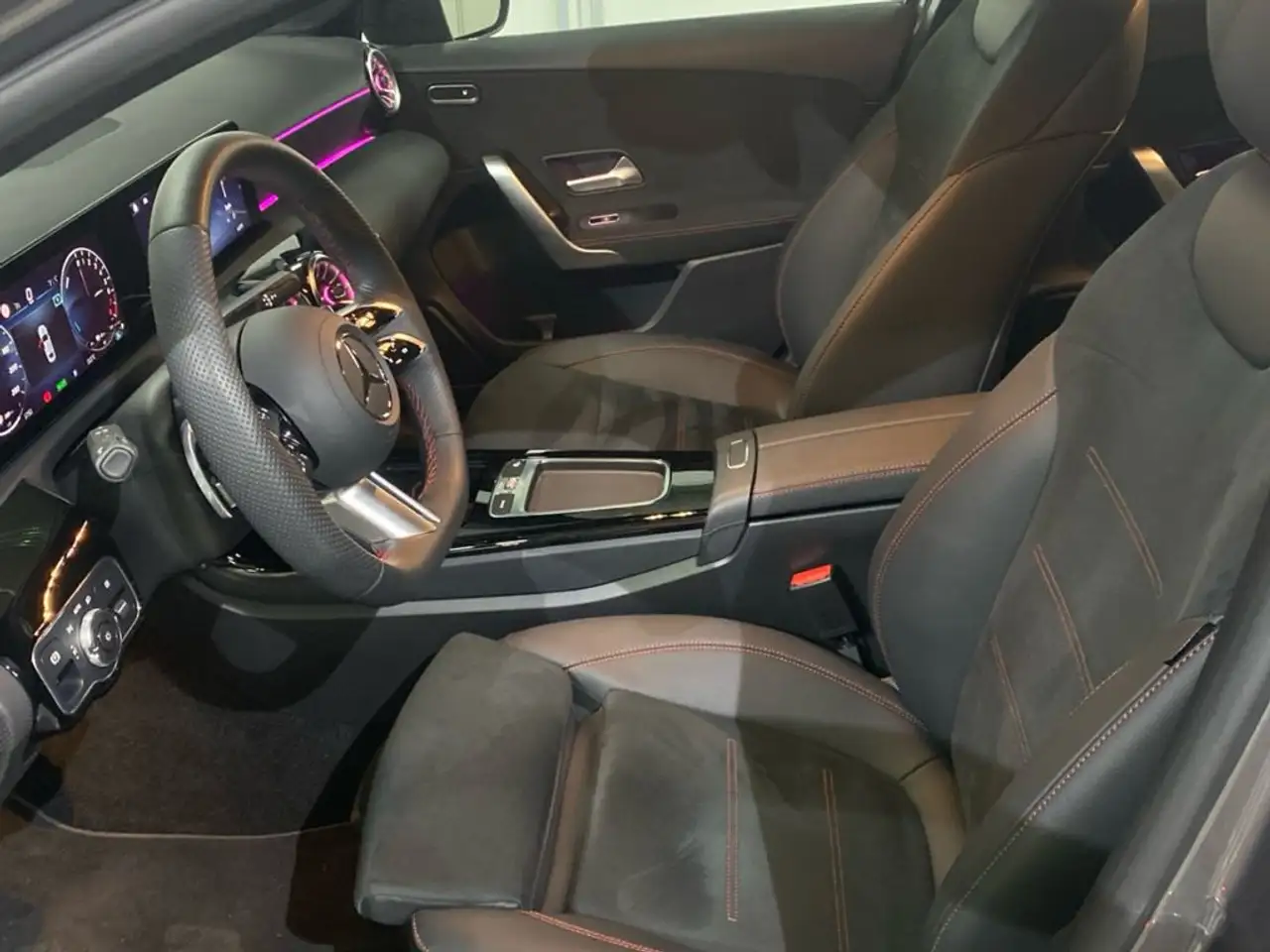 Mercedes-Benz A 45 AMG SEDÁN 250e Sédan Line (EURO 6d) — معرض صور السيارة 7