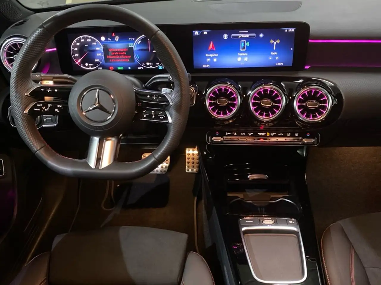 Mercedes-Benz A 45 AMG SEDÁN 250e Sédan Line (EURO 6d) — معرض صور السيارة 8