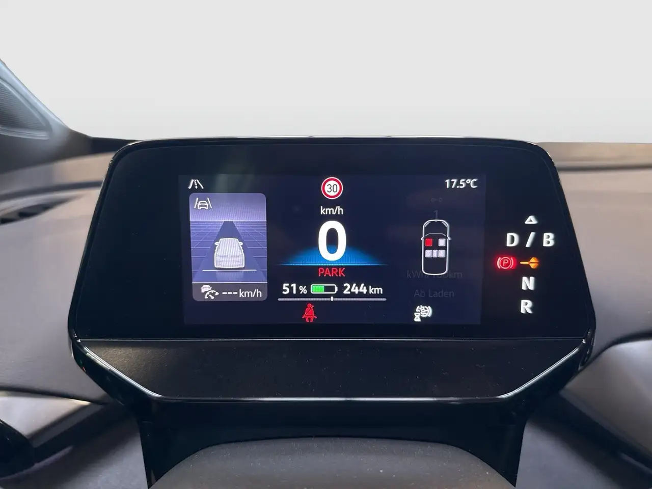 Volkswagen ID.4 Pro 4X4 AHK NAVI CARPLAY KEYLESS-GO LED — معرض صور السيارة 15