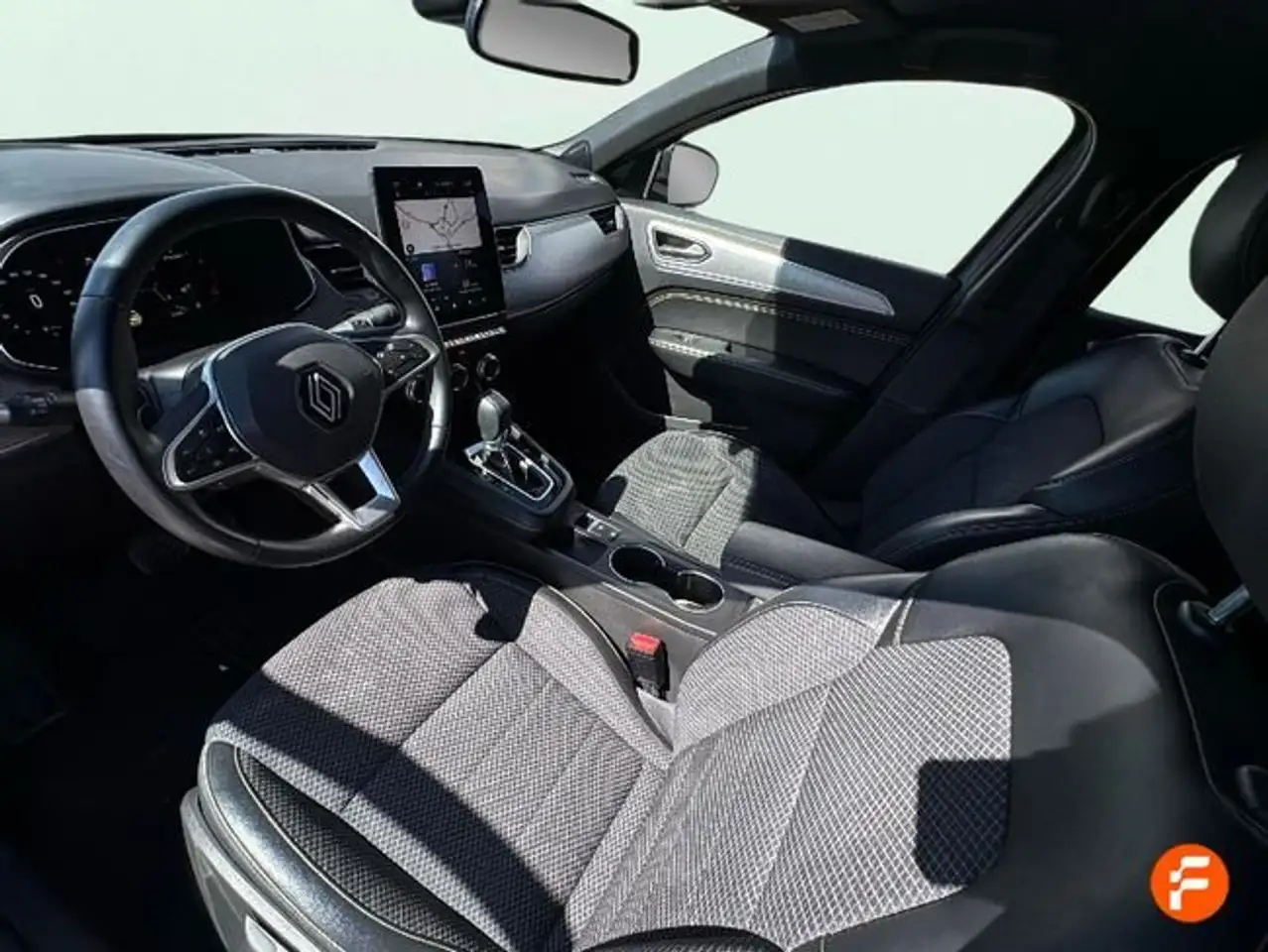 Renault Arkana Techno TCe 103kW(140CV) EDC mild hybrid — معرض صور السيارة 10