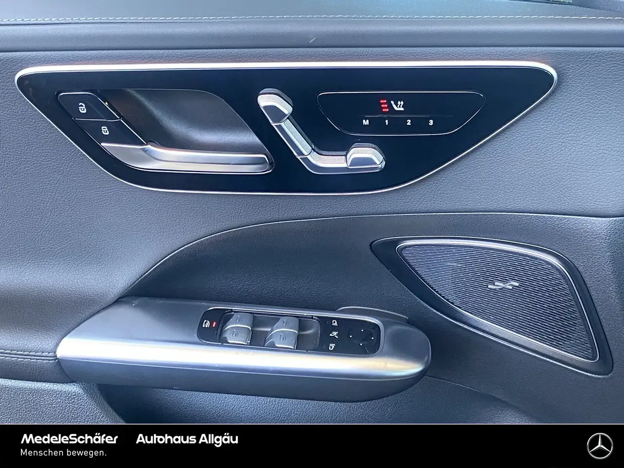 Mercedes-Benz C 200 C 200 AMG Night Pano AHK D-Light 360° Fahr-Assi — معرض صور السيارة 15