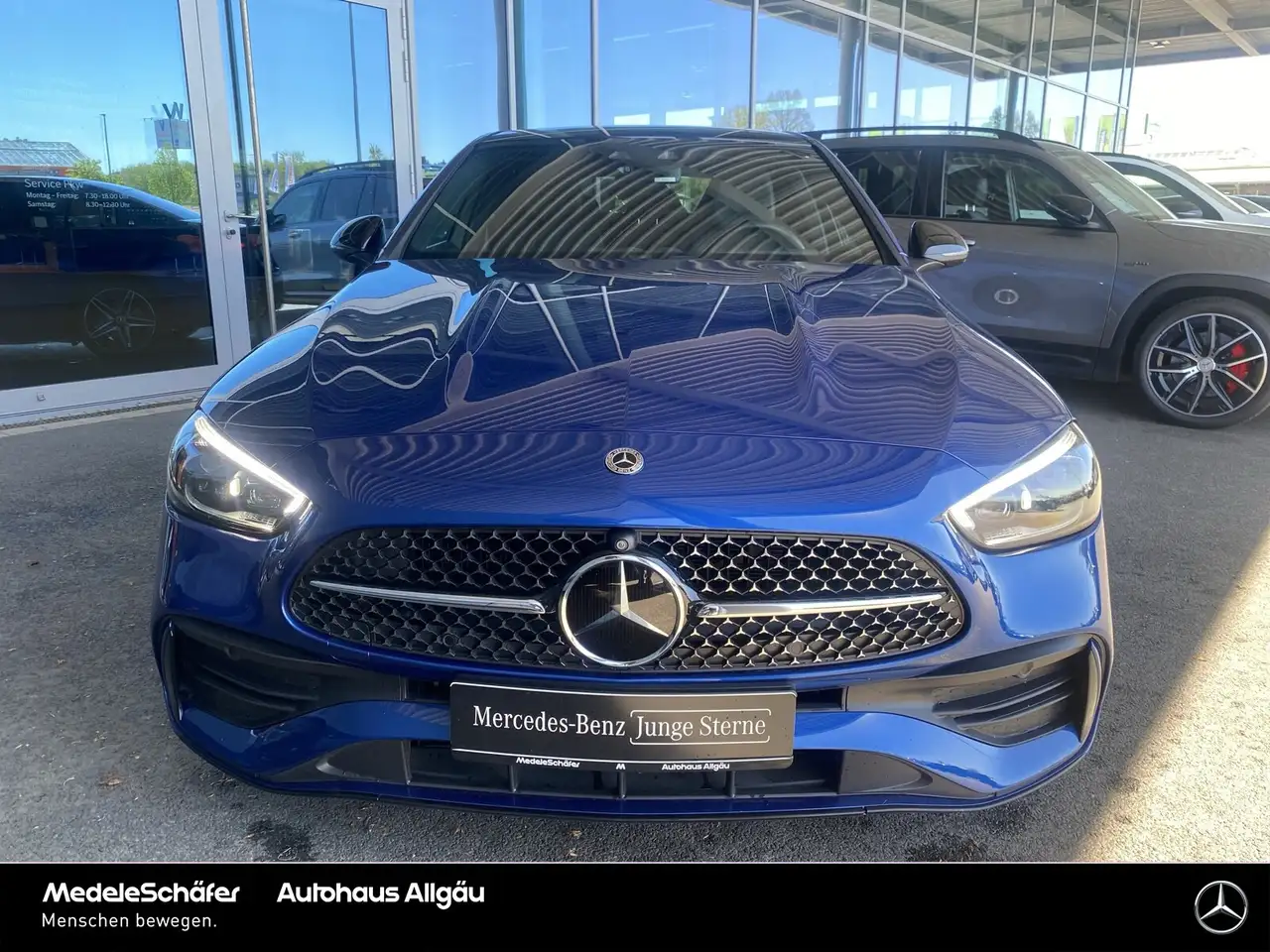 Mercedes-Benz C 200 C 200 AMG Night Pano AHK D-Light 360° Fahr-Assi — معرض صور السيارة 3