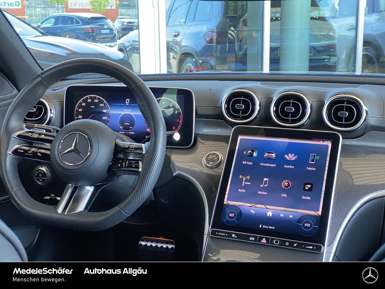 Mercedes-Benz C 200 C 200 AMG Night Pano AHK D-Light 360° Fahr-Assi — معرض صور السيارة 11