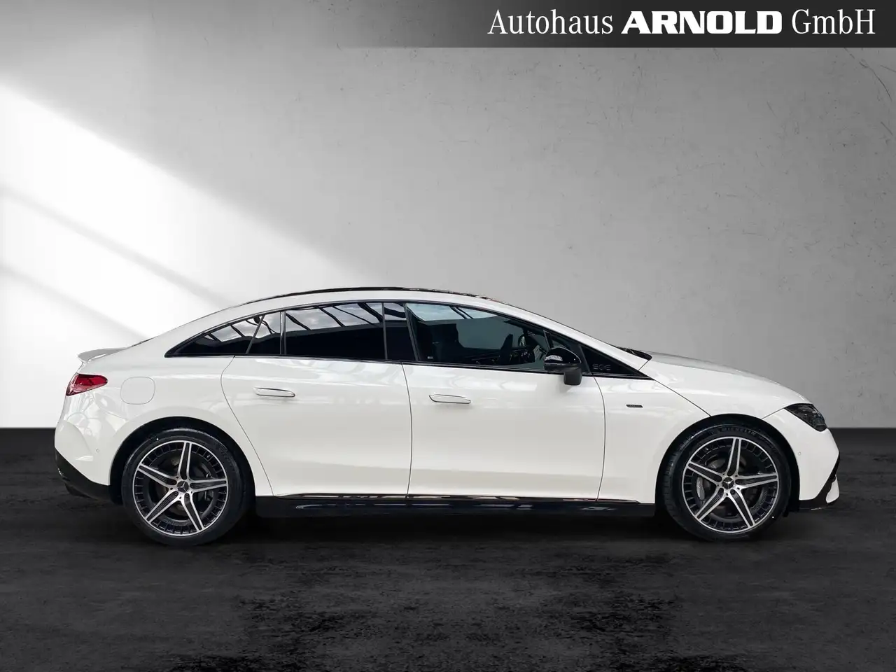 Mercedes-Benz EQE 43 Mercedes-AMG EQE 43 4M AIRM Pano 360° HUD HYPERS — Galerie du véhicule 6
