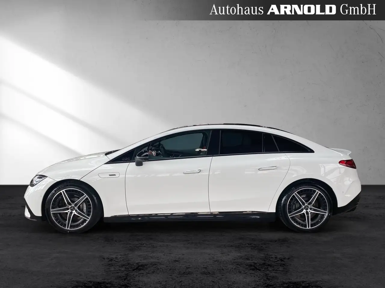 Mercedes-Benz EQE 43 Mercedes-AMG EQE 43 4M AIRM Pano 360° HUD HYPERS — Galerie du véhicule 3