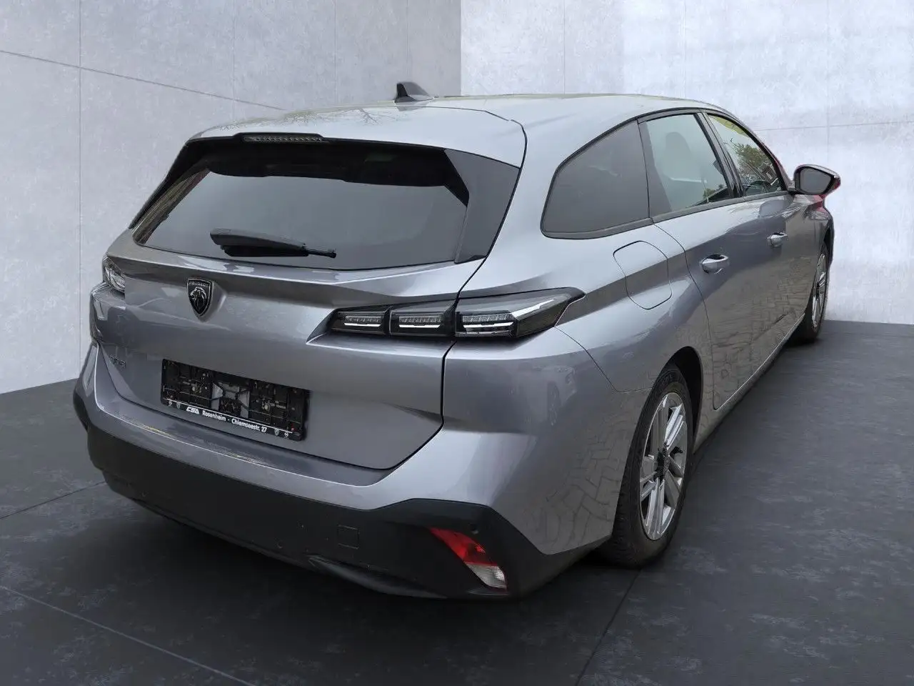 Peugeot 308 Active Pack Bluetooth LED Klima Einparkhilfe — Galería del vehículo 4