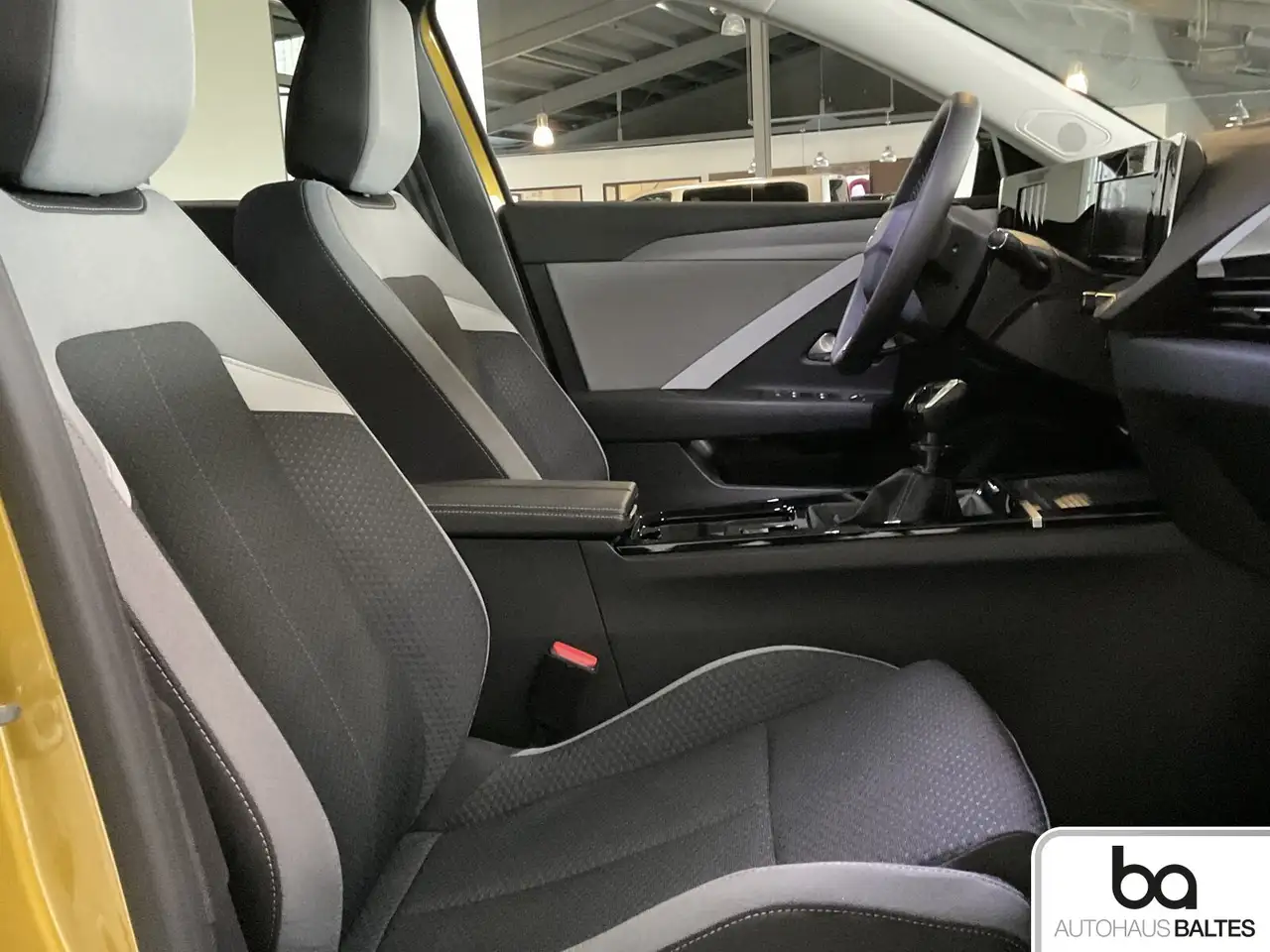 Opel Astra Astra L 1.2 Turbo Edition 16/LED/Apple/Xenon/PDC — Galerie du véhicule 7