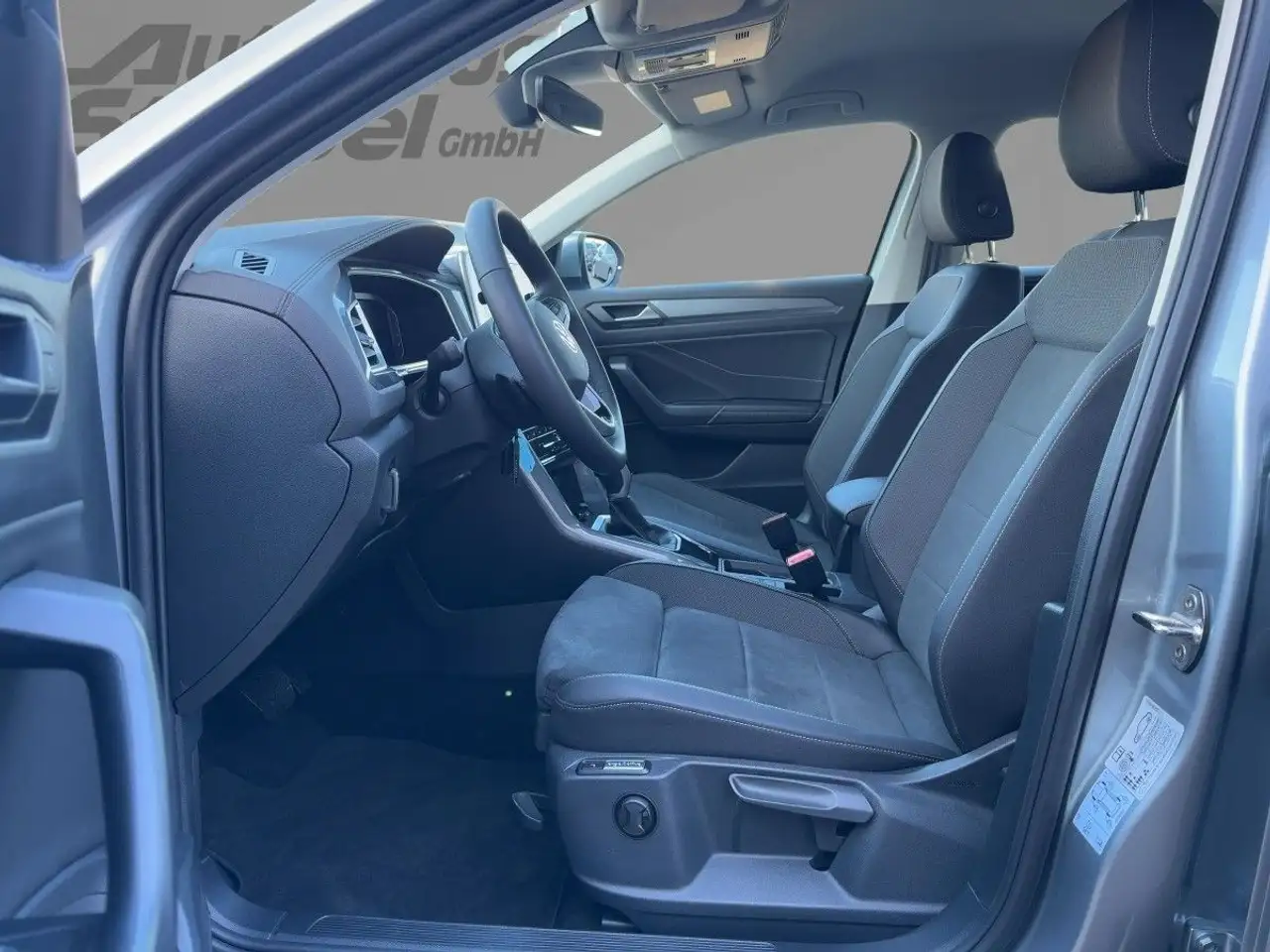 Volkswagen T-Roc 1.5 TSI DSG Style ACC LED Navi Park-Ass La — Galerie du véhicule 10