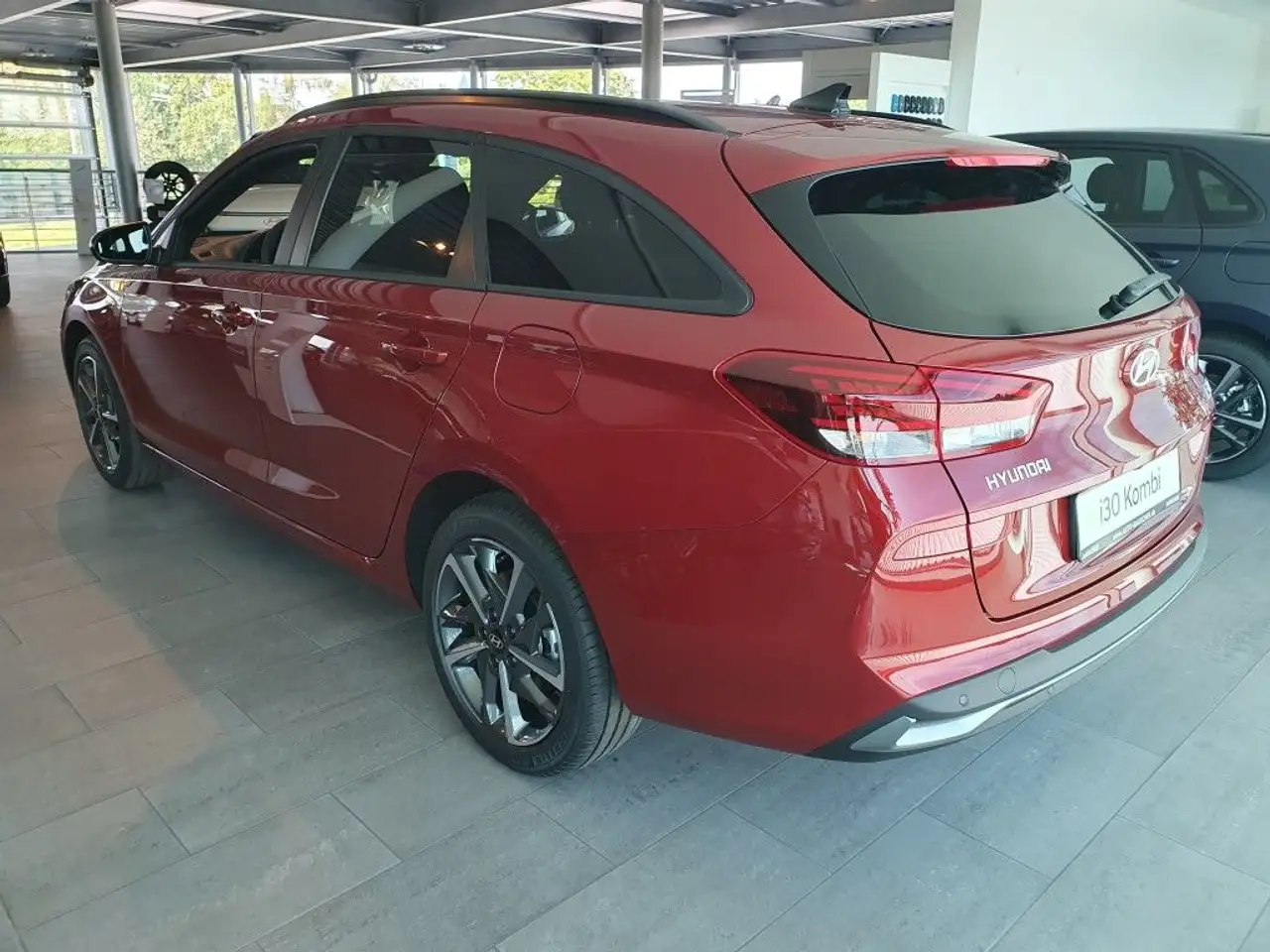 Hyundai i30 Kombi 1.5 T-GDI 48V-Hybrid DCT Advantage (PD) — معرض صور السيارة 7