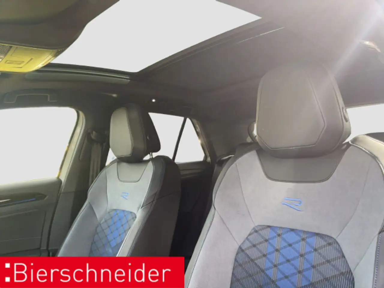Volkswagen T-Roc 2.0 TSI DSG 4Mo R AKRA PANO BEATS 19 — Galerie du véhicule 18