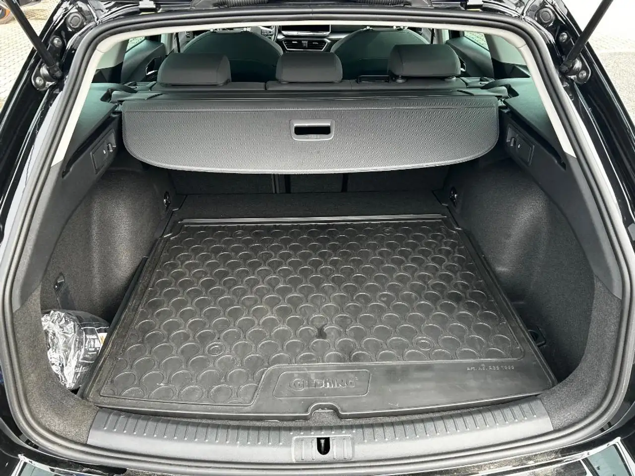 SEAT Leon Style 1.5 Tsi 110 KW (150 PS) DSG — معرض صور السيارة 8