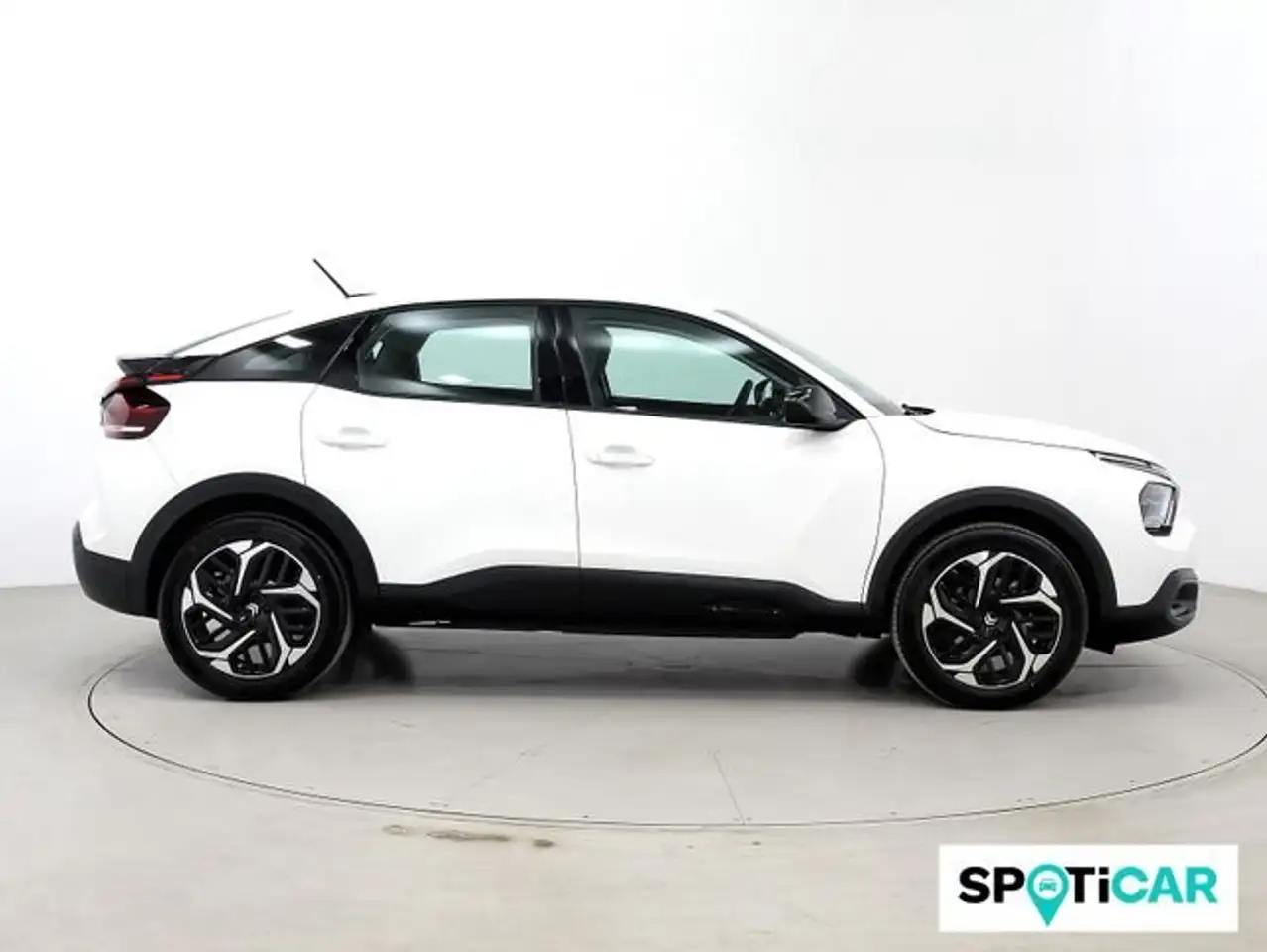Citroen C4 1.2 PureTech Plus S&S 130 — Vehicle gallery 3