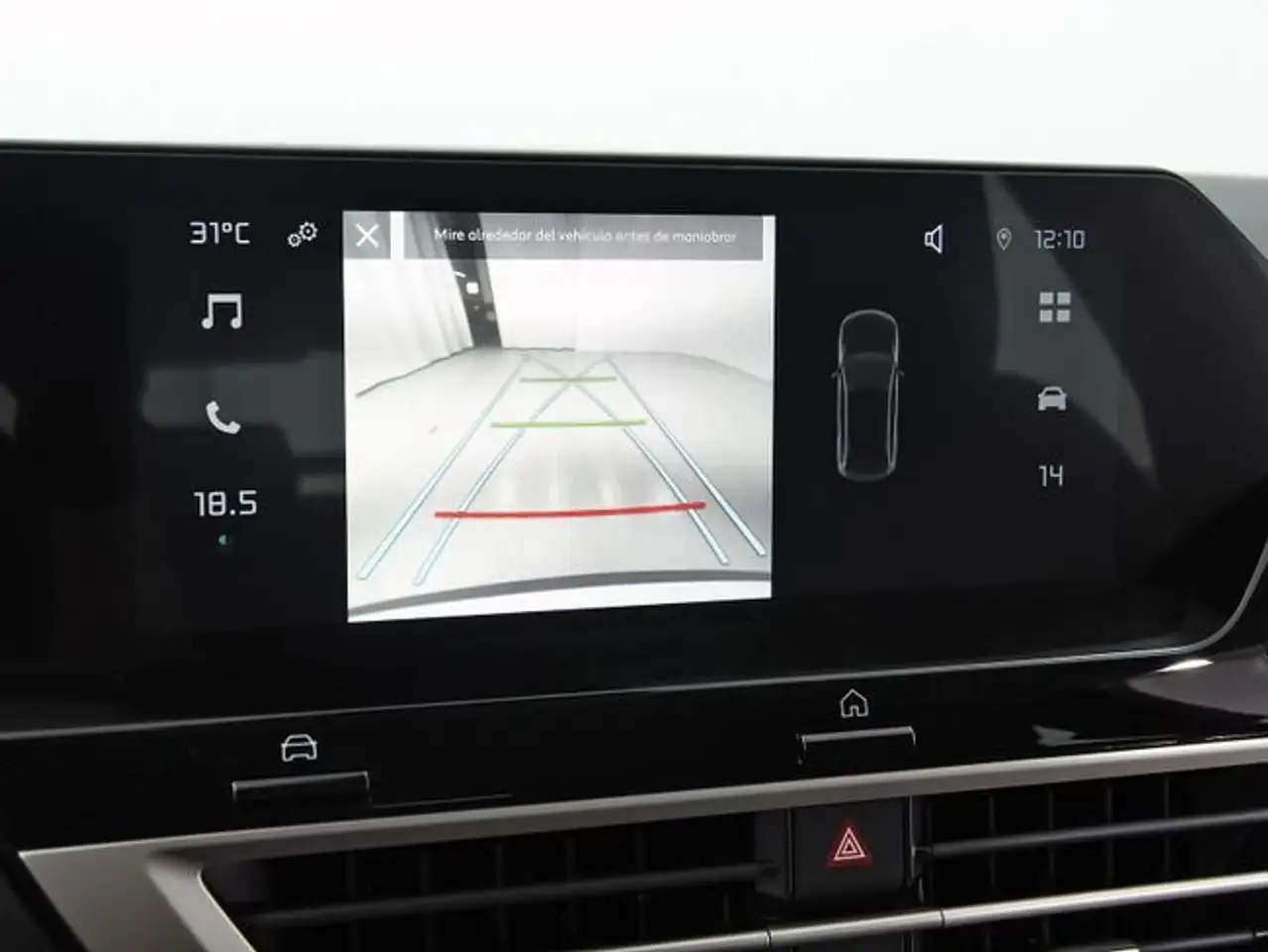Citroen C4 1.2 PureTech Plus S&S 130 — Vehicle gallery 24