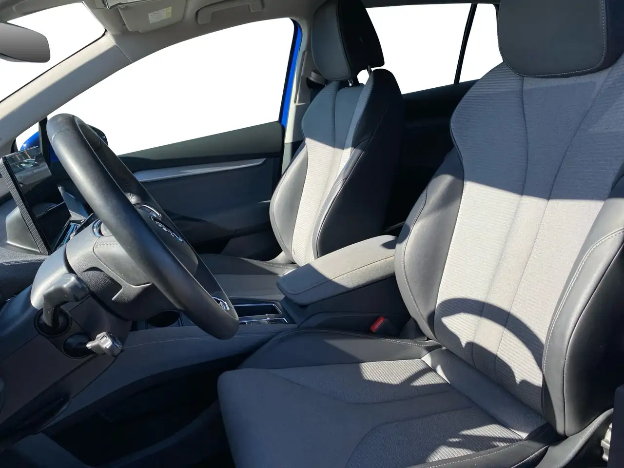 Skoda Enyaq 60 ACC*NAVI*LED*PDC*WPUMPE*VIRT*RFK — Vehicle gallery 8